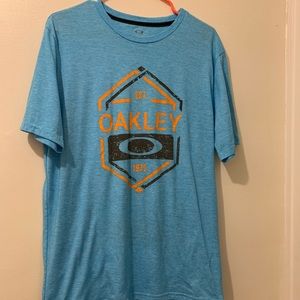 Oakley T-shirt (2) + 3/4 length T